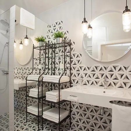 Staywin Riverfront Lofts