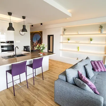 דירה Staywin Riverfront Lofts