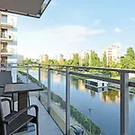 Lejlighed Staywin Riverfront Lofts