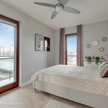 Apartment Staywin Riverfront Lofts