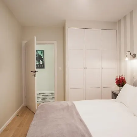 Staywin Riverfront Lofts Apartment *