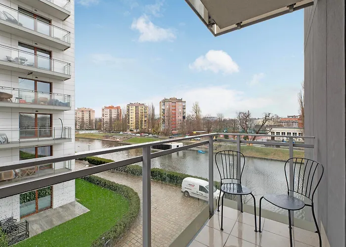 Staywin Riverfront Lofts Apartment