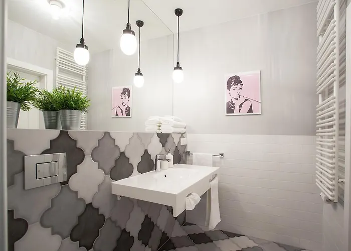 Staywin Riverfront Lofts