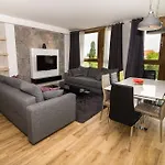 公寓 Staywin Riverfront Lofts