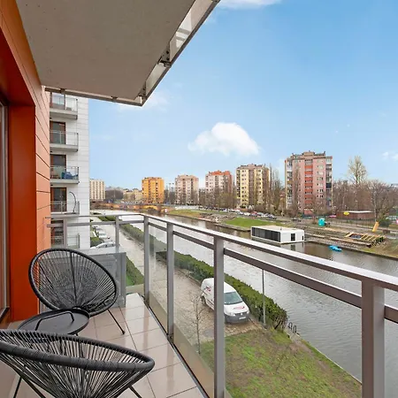 Staywin Riverfront Lofts アパート グダニスク
