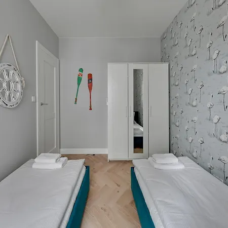 Staywin Riverfront Lofts アパート